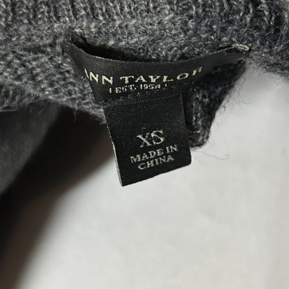 Ann Taylor Long Cardigan XS Gray Wool Aplaca Faux Fur Collar - Picture 7 of 7